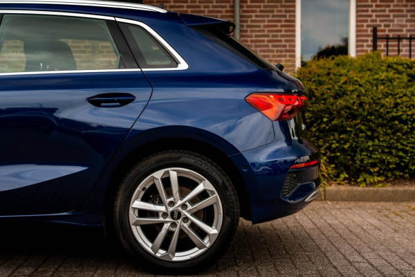 Audi A3 Sportback 40 TFSI e Business Edition 204 PK Ambiance Adaptive Keyless Elek.Klep Stoelverwarming 17''