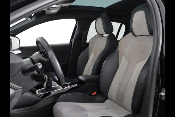 Peugeot 208 1.2 PureTech GT Pack . GARANTIE TOT 03-2031 . STOELVERWARMING . PANORAMA-DAK .