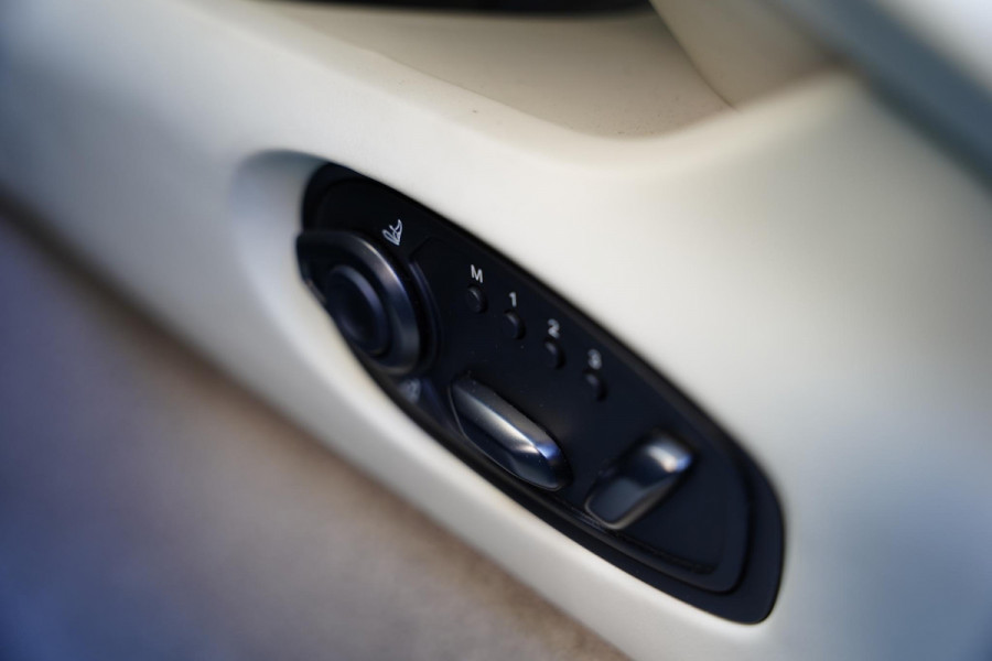 Aston Martin DB12 Volante 4.0 V8 Cito Geleverd