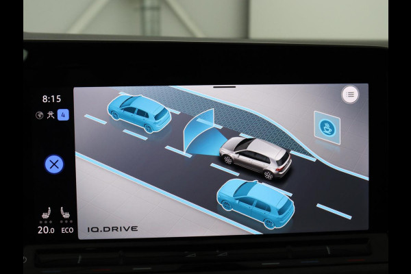Volkswagen Golf 1.4 eHybrid Style | SOH 88,8% | Head-Up | Stoelverwarming | Trekhaak | Sfeerverlichting | Massage | Camera | Keyless | Matrix LED | Carplay | Adaptive cruise | Memory | Climate control | PHEV | Plug In