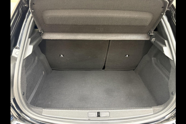 Peugeot 208 1.2 PureTech Active .