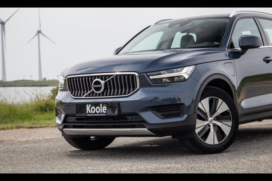 Volvo XC40 1.5 T4 Recharge Inscription AUTOMAAT / PLUG IN HYBRID / CARPLAY / CAMERA / STOELVERWARMING