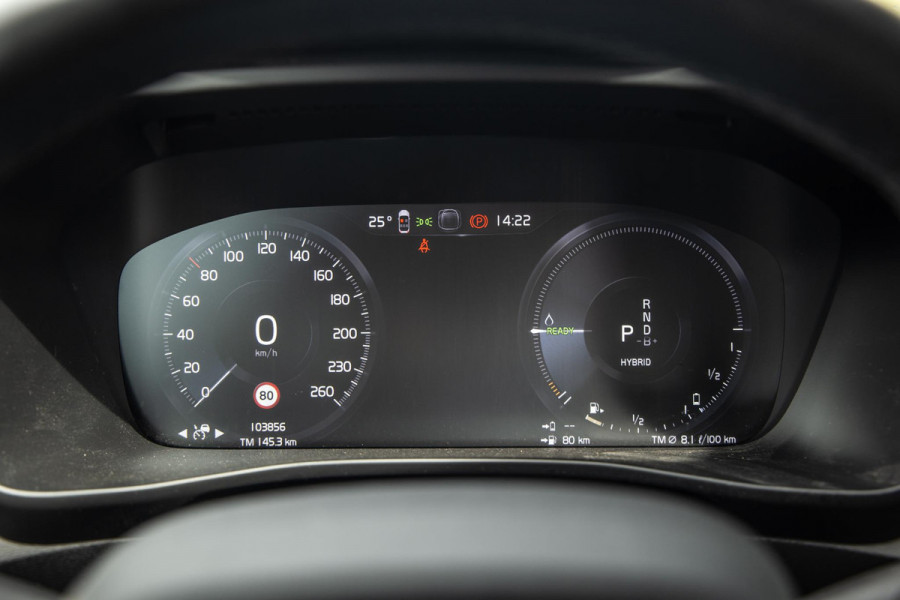 Volvo XC40 1.5 T4 Recharge Inscription AUTOMAAT / PLUG IN HYBRID / CARPLAY / CAMERA / STOELVERWARMING