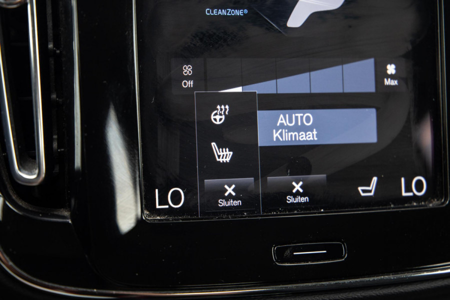 Volvo XC40 1.5 T4 Recharge Inscription AUTOMAAT / PLUG IN HYBRID / CARPLAY / CAMERA / STOELVERWARMING
