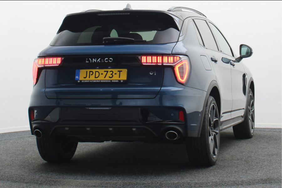 Lynk & Co 01 1.5 Plug-in Hybrid 360° Camera, Panoramadak, ACC, Keyless, Navigatie, PDC, LED, 20''