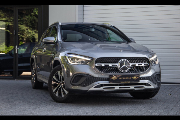 Mercedes-Benz GLA 250 e Business Solution Luxury Limited / SOH 93%