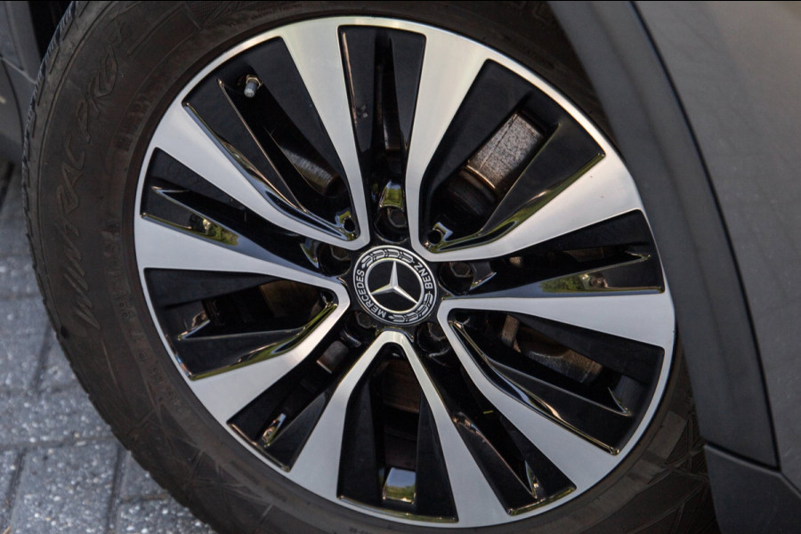 Mercedes-Benz GLA 250 e Business Solution Luxury Limited / SOH 93%