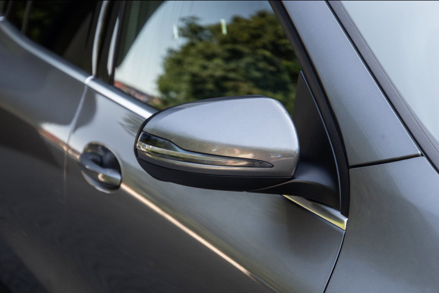 Mercedes-Benz GLA 250 e Business Solution Luxury Limited / SOH 93%