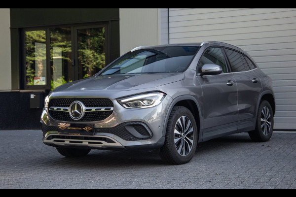 Mercedes-Benz GLA 250 e Business Solution Luxury Limited / SOH 93%