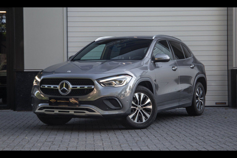 Mercedes-Benz GLA 250 e Business Solution Luxury Limited / SOH 93%