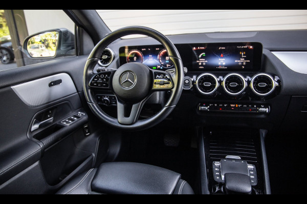Mercedes-Benz GLA 250 e Business Solution Luxury Limited / SOH 93%