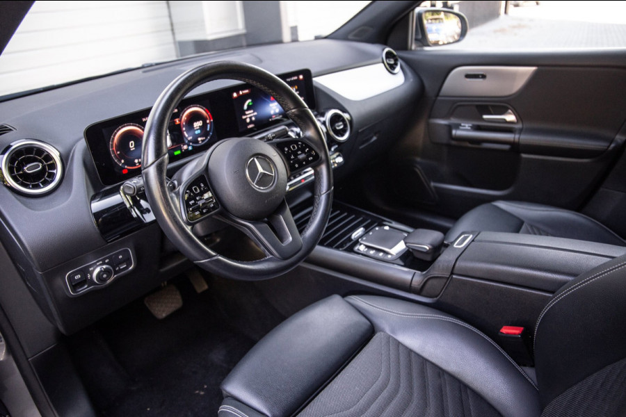 Mercedes-Benz GLA 250 e Business Solution Luxury Limited / SOH 93%