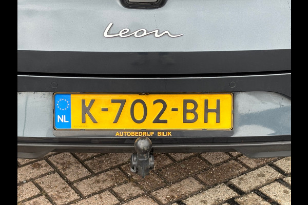 Seat Leon Sportstourer 1.5 TSI Style Launch Edition |TREKHAAK| ACC|CAMERA|