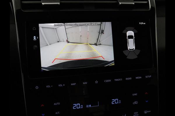 Hyundai Tucson 1.6 T-GDI HEV Comfort | Trekhaak | Stoelverwarming | Adaptive cruise | Carplay | Camera | Navigatie | Keyless | Full LED | 17'' | Parkeerhulp | Climate control | Digital Cockpit