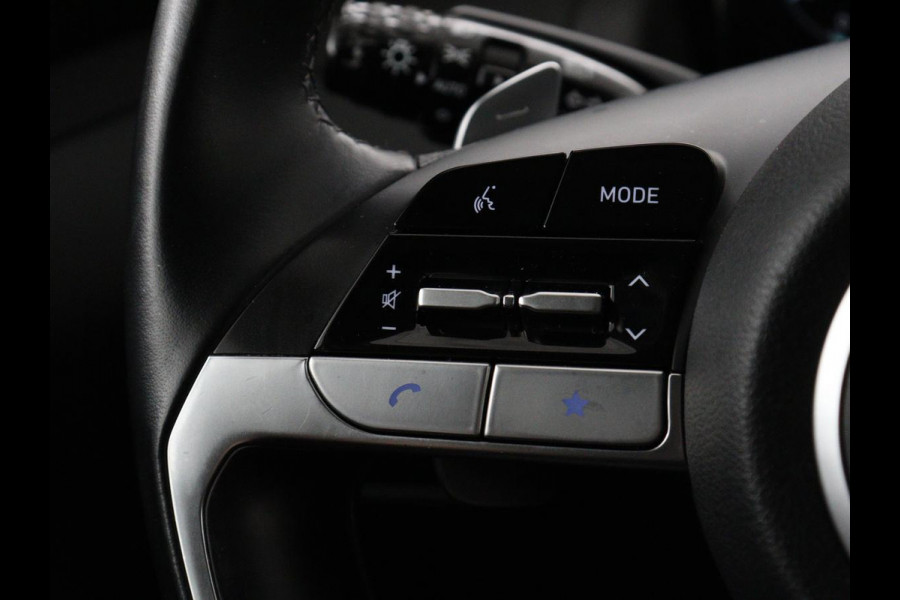 Hyundai Tucson 1.6 T-GDI HEV Comfort | Trekhaak | Stoelverwarming | Adaptive cruise | Carplay | Camera | Navigatie | Keyless | Full LED | 17'' | Parkeerhulp | Climate control | Digital Cockpit