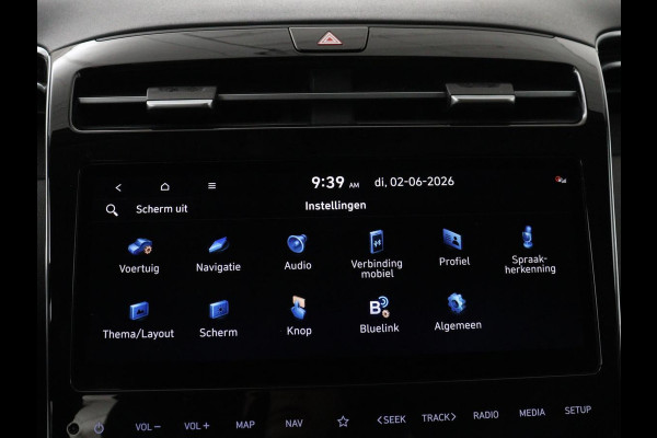 Hyundai Tucson 1.6 T-GDI HEV Comfort | Trekhaak | Stoelverwarming | Adaptive cruise | Carplay | Camera | Navigatie | Keyless | Full LED | 17'' | Parkeerhulp | Climate control | Digital Cockpit