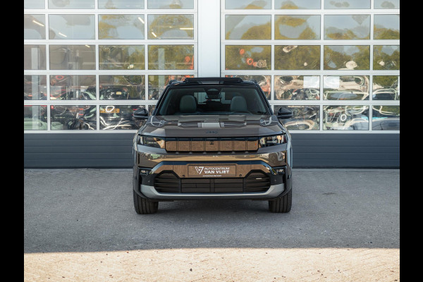 Jeep Compass First Edition 74 kWh | Direct leverbaar | Adapt. Cruise | Camera | Carplay | 20" | Elektr. A-Klep | Navi | Winter Pack | Schuif/Kanteldak | Premium Pack | Conv. Pack | Warmtepomp