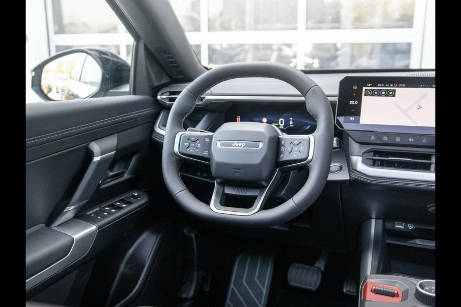 Jeep Compass First Edition 74 kWh | Direct leverbaar | Adapt. Cruise | Camera | Carplay | 20" | Elektr. A-Klep | Navi | Winter Pack | Schuif/Kanteldak | Premium Pack | Conv. Pack | Warmtepomp