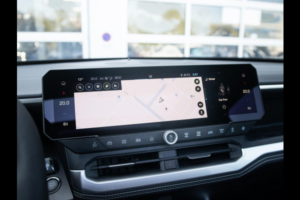Jeep Compass First Edition 74 kWh | Direct leverbaar | Adapt. Cruise | Camera | Carplay | 20" | Elektr. A-Klep | Navi | Winter Pack | Schuif/Kanteldak | Premium Pack | Conv. Pack | Warmtepomp