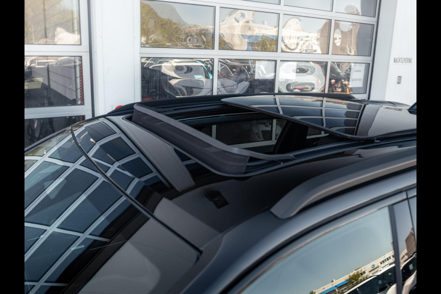 Jeep Compass First Edition 74 kWh | Direct leverbaar | Adapt. Cruise | Camera | Carplay | 20" | Elektr. A-Klep | Navi | Winter Pack | Schuif/Kanteldak | Premium Pack | Conv. Pack | Warmtepomp