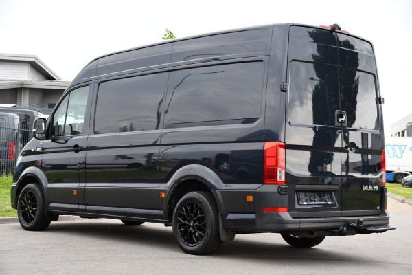 MAN TGE 3.180 35 2.0 L3H3 PB Edition Full Options! Adpatieve Cruise, Camera, Carplay, 177pk, LED, Stuurverwarming, Trekhaak, Multimedia, Voorruit verwarming, Uniek!