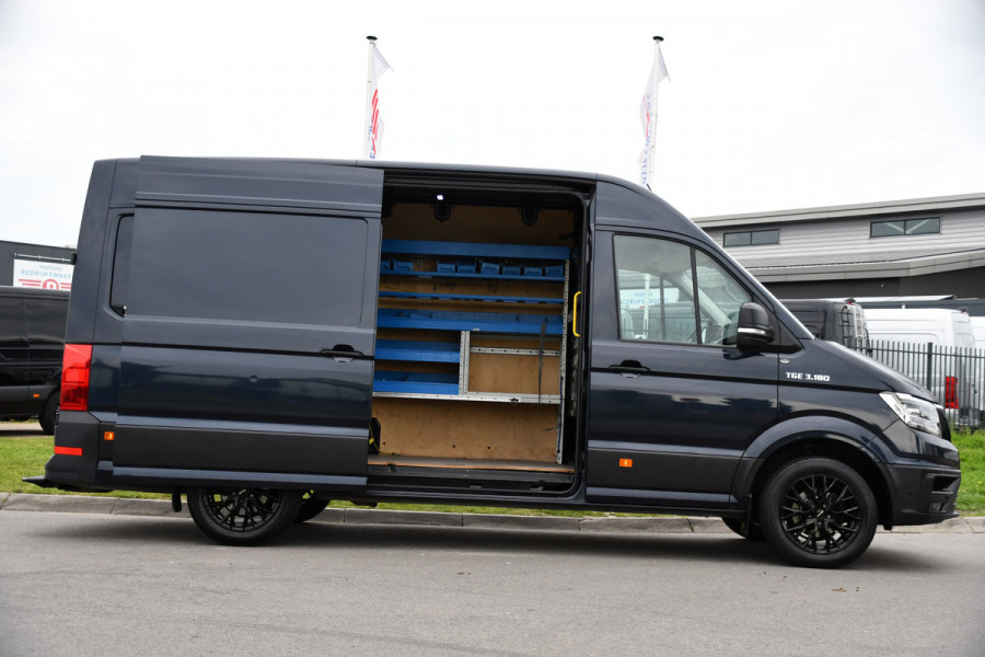 MAN TGE 3.180 35 2.0 L3H3 PB Edition Full Options! Adpatieve Cruise, Camera, Carplay, 177pk, LED, Stuurverwarming, Trekhaak, Multimedia, Voorruit verwarming, Uniek!