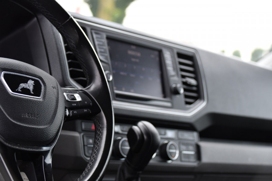 MAN TGE 3.180 35 2.0 L3H3 PB Edition Full Options! Adpatieve Cruise, Camera, Carplay, 177pk, LED, Stuurverwarming, Trekhaak, Multimedia, Voorruit verwarming, Uniek!