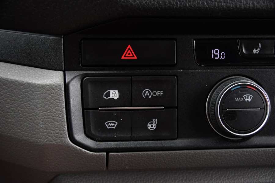 MAN TGE 3.180 35 2.0 L3H3 PB Edition Full Options! Adpatieve Cruise, Camera, Carplay, 177pk, LED, Stuurverwarming, Trekhaak, Multimedia, Voorruit verwarming, Uniek!