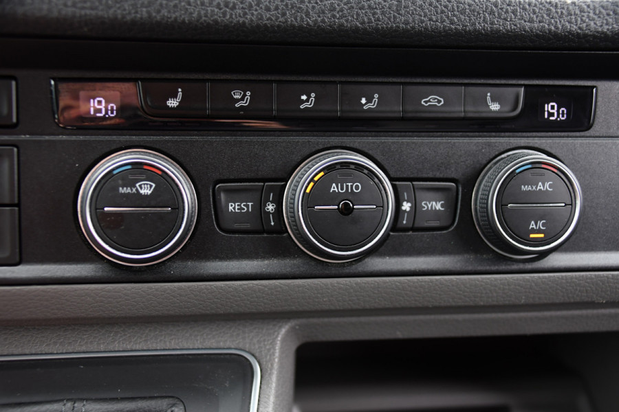 MAN TGE 3.180 35 2.0 L3H3 PB Edition Full Options! Adpatieve Cruise, Camera, Carplay, 177pk, LED, Stuurverwarming, Trekhaak, Multimedia, Voorruit verwarming, Uniek!