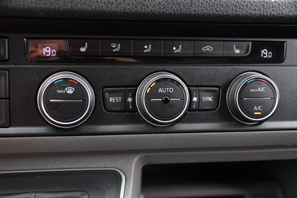 MAN TGE 3.180 35 2.0 L3H3 PB Edition Full Options! Adpatieve Cruise, Camera, Carplay, 177pk, LED, Stuurverwarming, Trekhaak, Multimedia, Voorruit verwarming, Uniek!