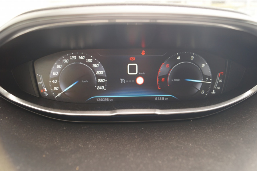 Peugeot 3008 1.5 BlueHDi 130pk Executive -NAVI-ECC-PDC-