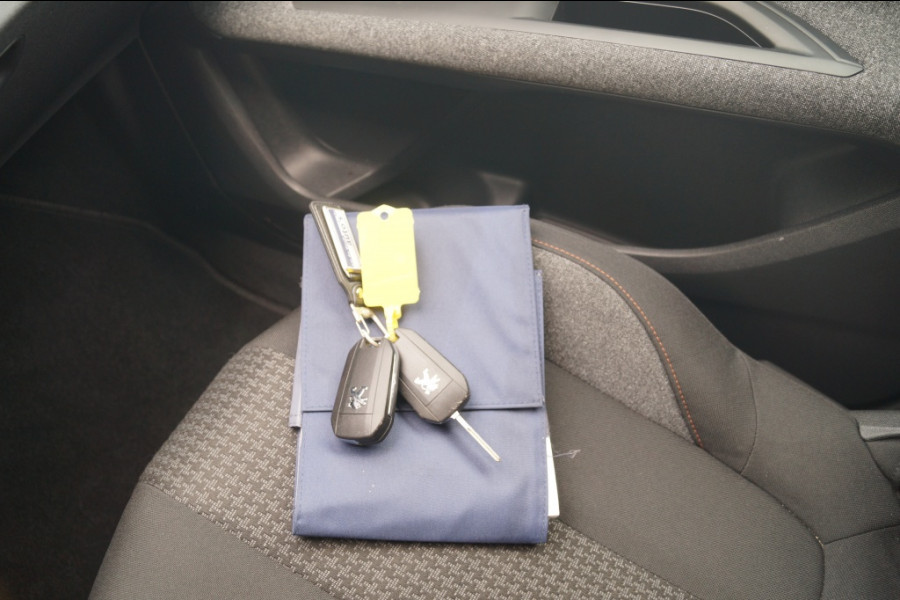 Peugeot 3008 1.5 BlueHDi 130pk Executive -NAVI-ECC-PDC-