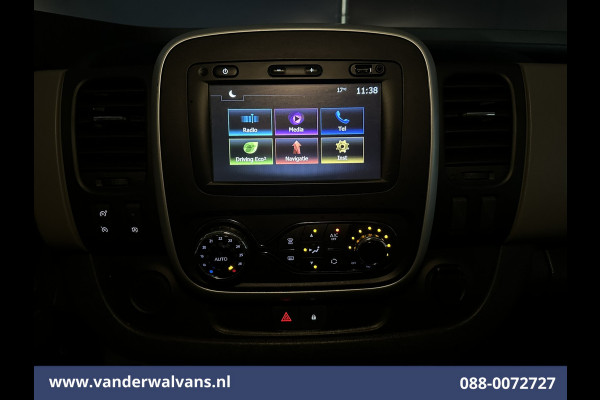 Renault Trafic 1.6 dCi 126pk L2H1 Euro6 Airco | Imperiaal | Navigatie | Camera | Trekhaak Cruisecontrol, Parkeersensoren, Bijrijdersbank