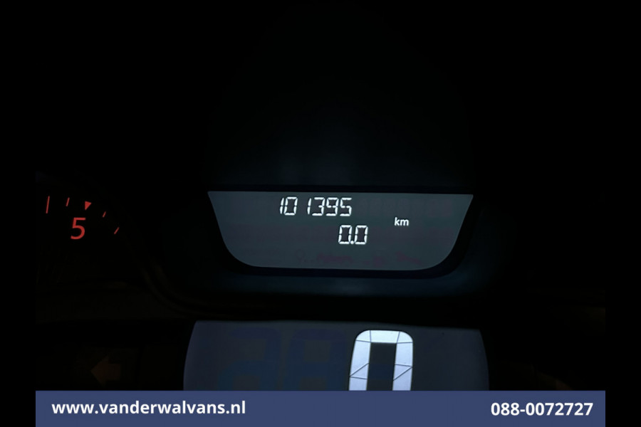 Renault Trafic 1.6 dCi 126pk L2H1 Euro6 Airco | Imperiaal | Navigatie | Camera | Trekhaak Cruisecontrol, Parkeersensoren, Bijrijdersbank