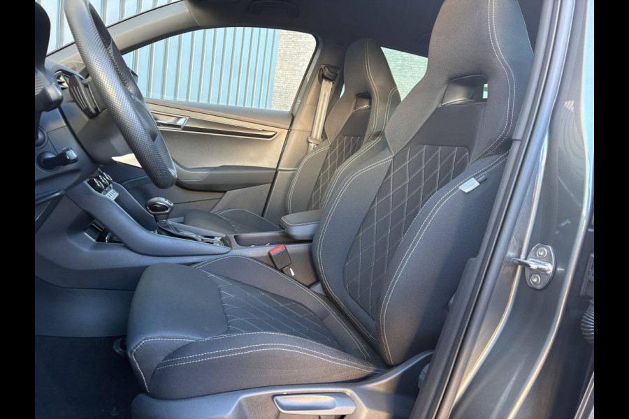 Škoda Karoq 1.5 TSI ACT Sportline Business | Trekhaak wegkl. | Elk. A-klep | Camera | Prijs Rijklaar!!