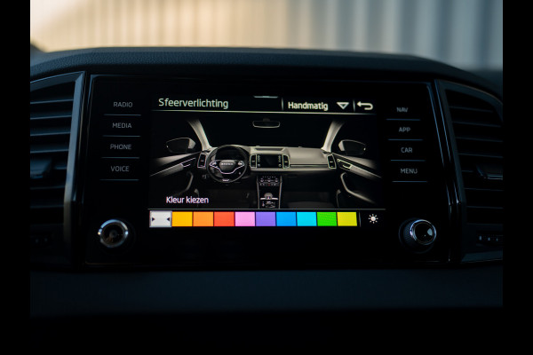 Škoda Karoq 1.5 TSI ACT Sportline Business | Trekhaak wegkl. | Elk. A-klep | Camera | Prijs Rijklaar!!
