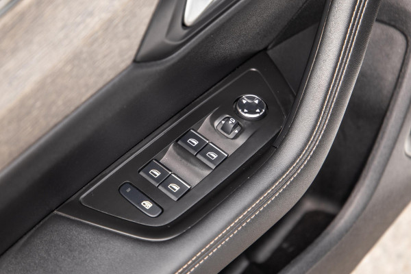 Peugeot 508 1.6 PureTech Blue Lease GT PANORAMA DAK / LEDER / DEALER ONDERHOUDEN / LED