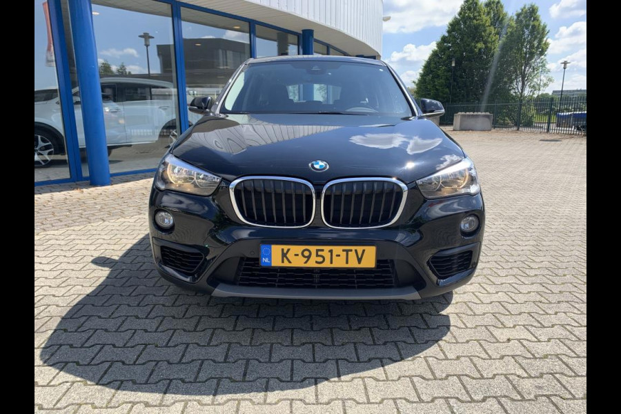 BMW X1 SDrive18i Executive (BOVAG/RIJKLAARPRIJS)