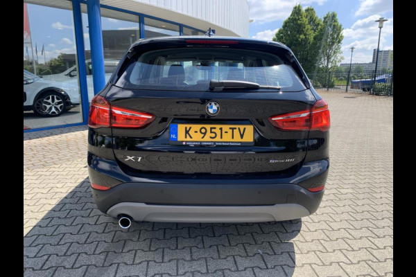 BMW X1 SDrive18i Executive (BOVAG/RIJKLAARPRIJS)
