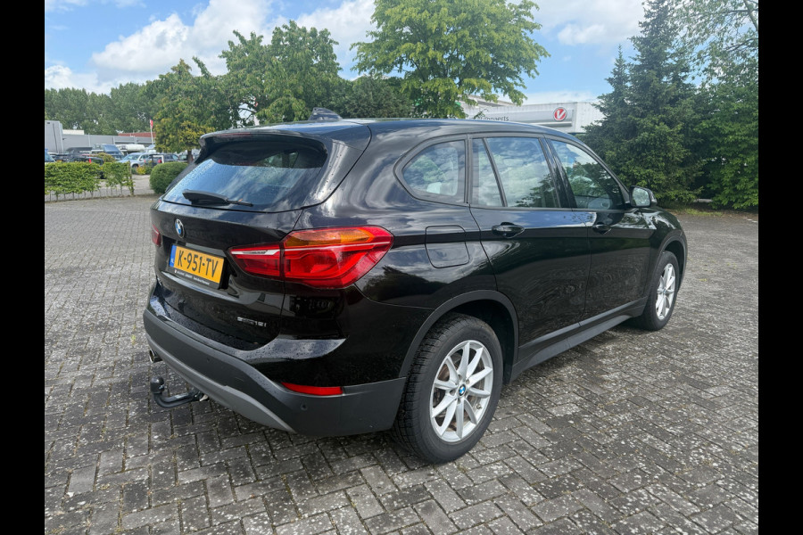 BMW X1 SDrive18i Executive (BOVAG/RIJKLAARPRIJS)