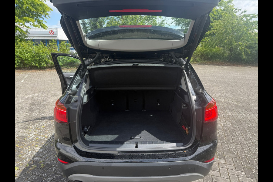BMW X1 SDrive18i Executive (BOVAG/RIJKLAARPRIJS)