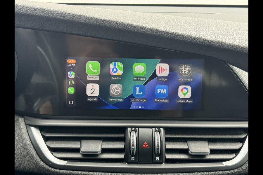 Alfa Romeo Giulia 2.0T Sprint Leder elektrisch+verwarmd Stuurverw Camera Carplay
