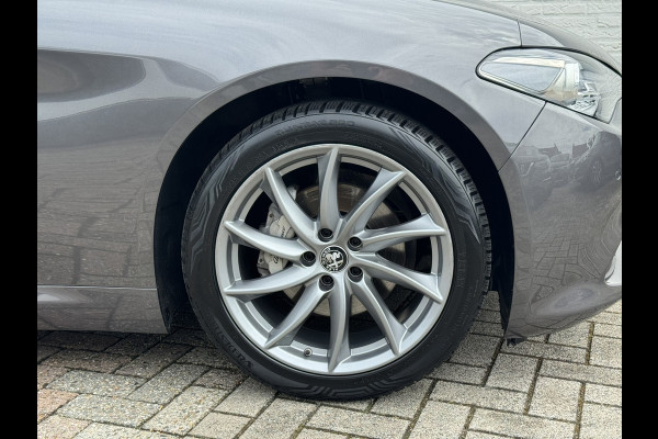 Alfa Romeo Giulia 2.0T Sprint Leder elektrisch+verwarmd Stuurverw Camera Carplay