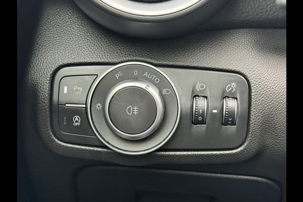Alfa Romeo Giulia 2.0T Sprint Leder elektrisch+verwarmd Stuurverw Camera Carplay