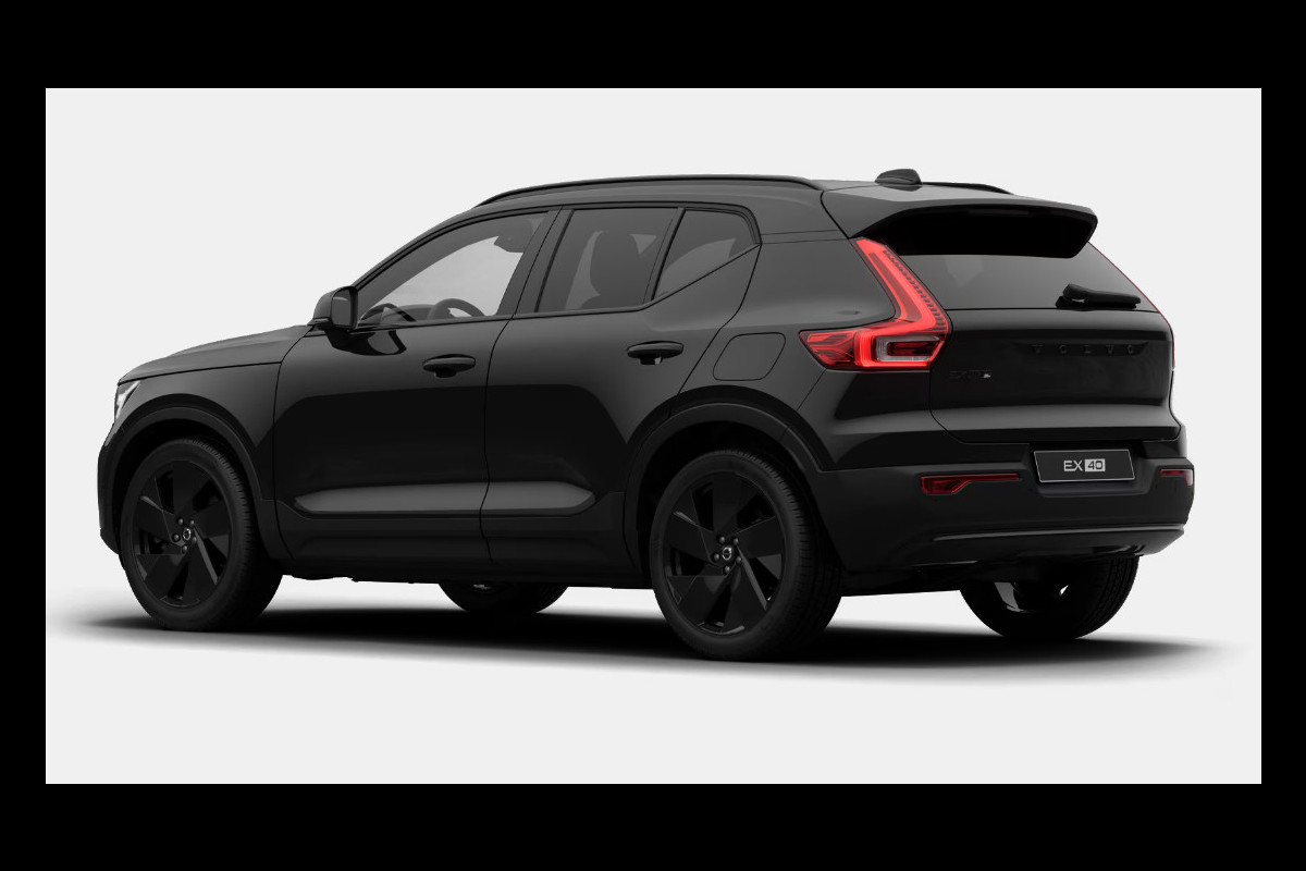 Volvo EX40 Twin Motor Ultra Black Edition Europa 82 kWh Panoramadak / Adaptive cruise control / 360 Camera / Elektrisch bedienbare stoelen met geheugen / Apple Carplay / Android auto /
