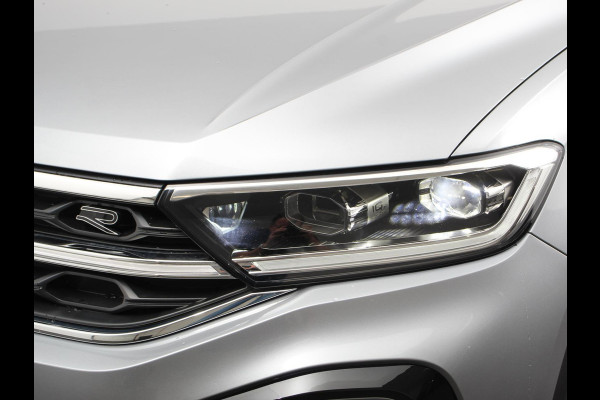 Volkswagen T-Roc 1.5 TSI 150pk Automaat R-Line Digitale Cockpit Climate Control Camera Navigatie Apple Carplay/Android Auto Lichtmetalen Velgen Parkeer sensoren Dab Led Adaptive Cruise Control