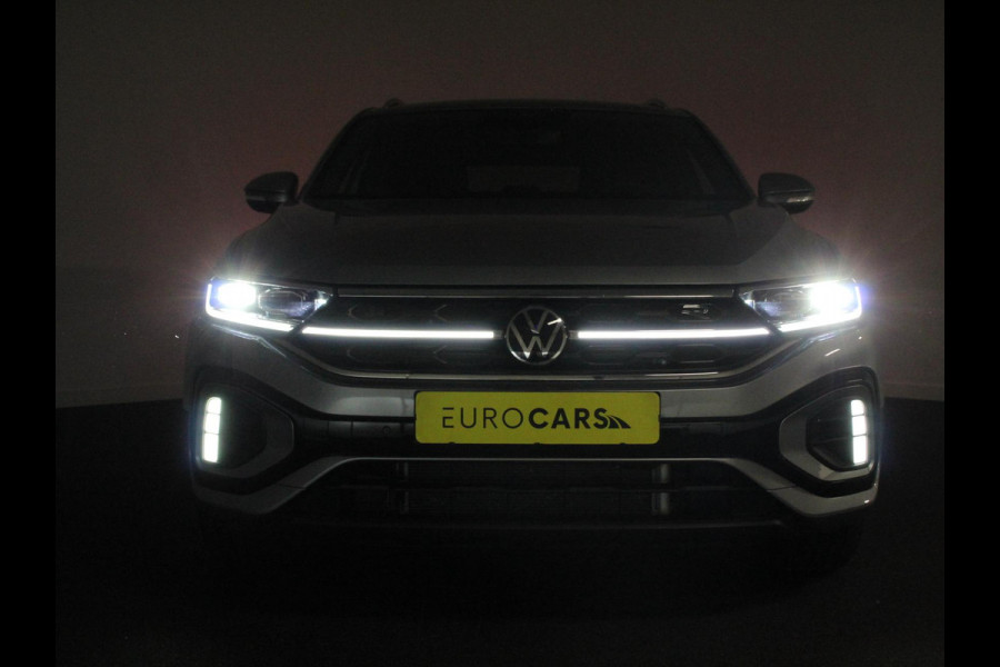 Volkswagen T-Roc 1.5 TSI 150pk Automaat R-Line Digitale Cockpit Climate Control Camera Navigatie Apple Carplay/Android Auto Lichtmetalen Velgen Parkeer sensoren Dab Led Adaptive Cruise Control