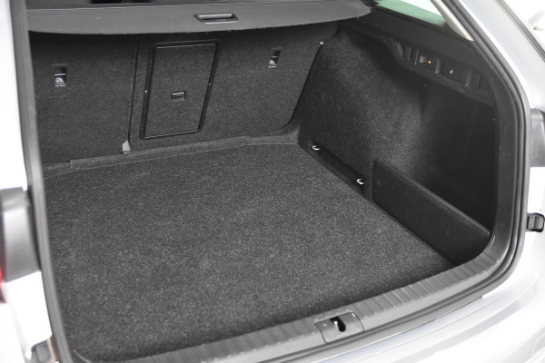 Škoda Octavia Combi e-TSI Ambition DSG *1ste eigenaar*Navigatie*Stoelverwarming*Trekhaak*