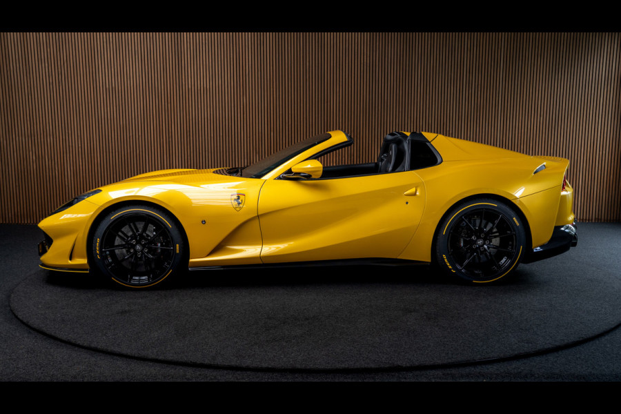Ferrari 812 GTS 6.5 V12 HELE Full-carbon Lift 360° Full-PPF JBL Passenger display Painted Ferrari Shields Daytona Racing seats