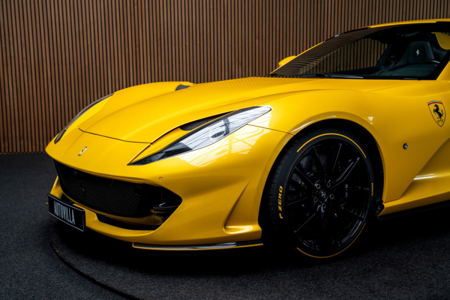 Ferrari 812 GTS 6.5 V12 HELE Full-carbon Lift 360° Full-PPF JBL Passenger display Painted Ferrari Shields Daytona Racing seats